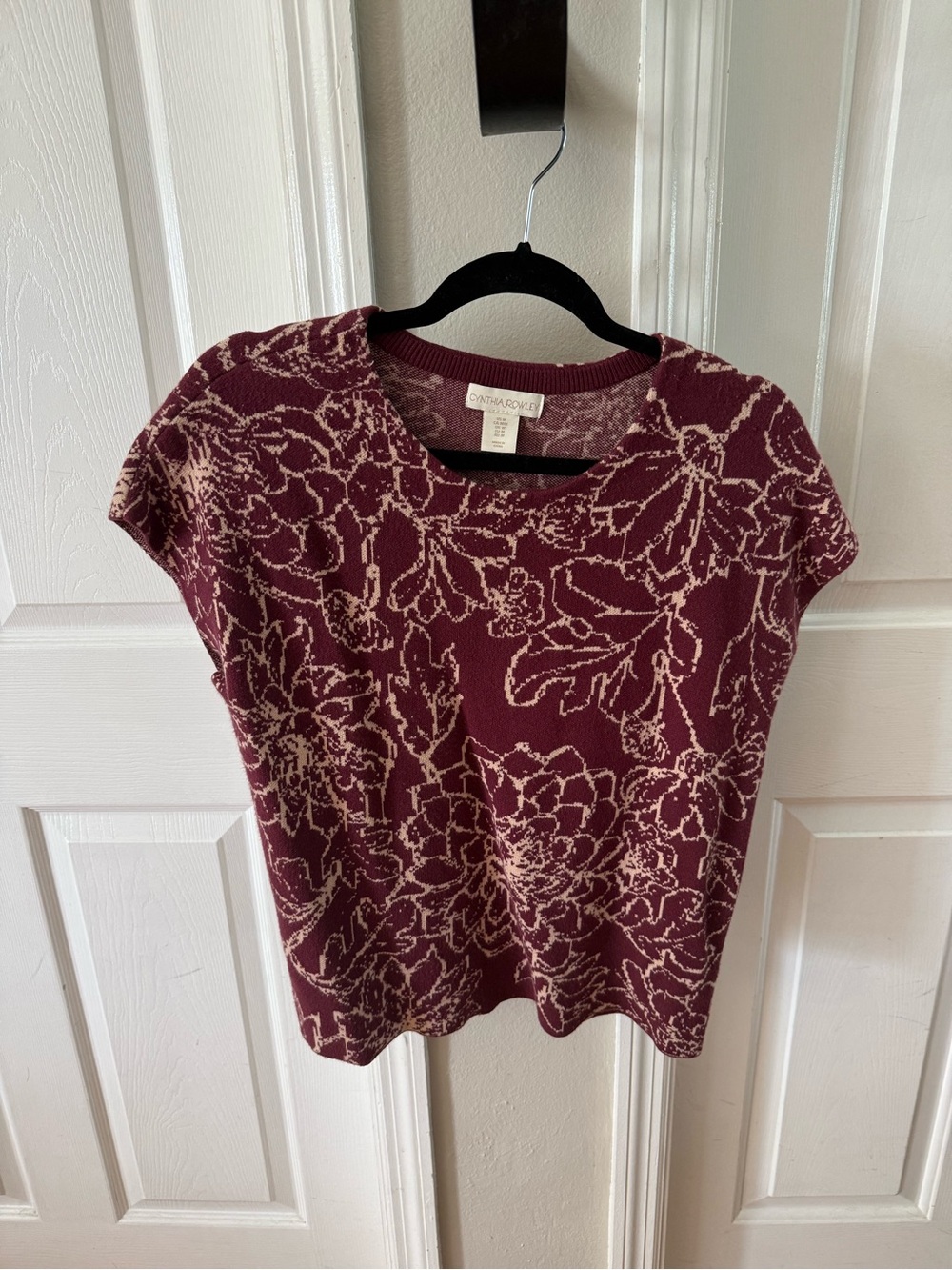 Cynthia Rowley Burgundy Floral Jacquard Short-Sleeve Tee
